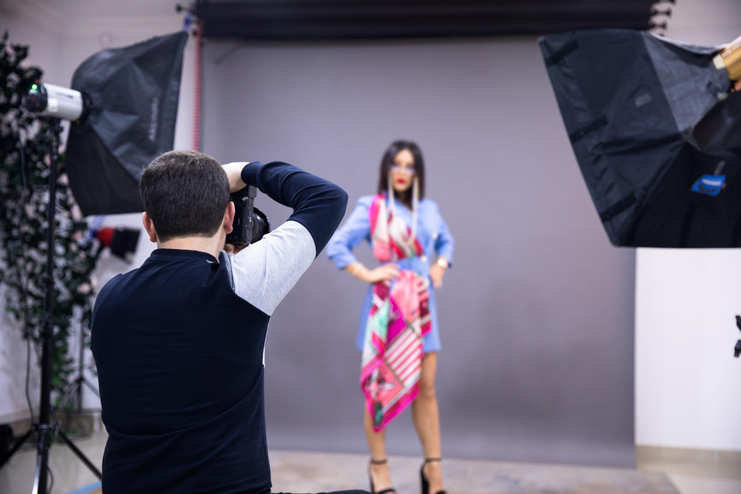 Pantalla de iluminación y luces de aclarado